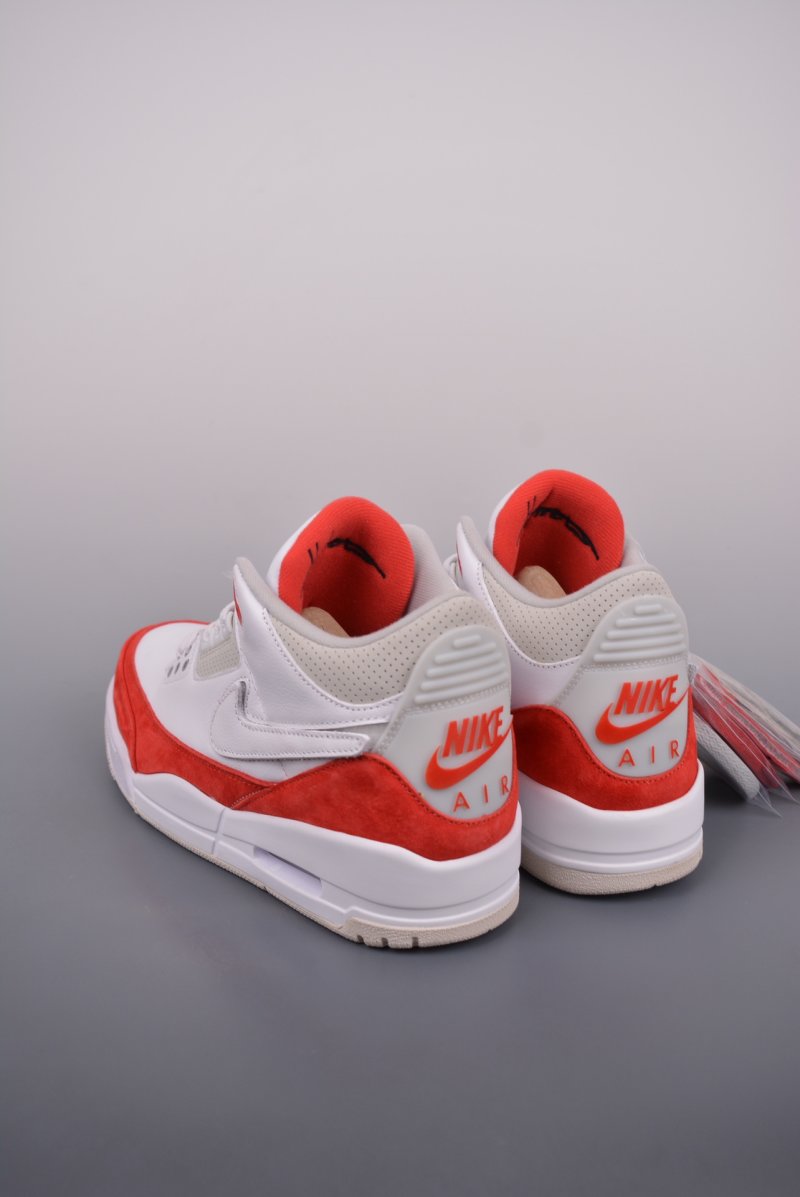 Air Jordan 3 Retro Low 'White / Red' view