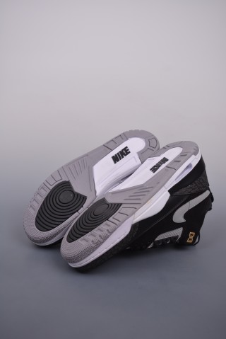 Air Jordan 3 Retro Low view 3