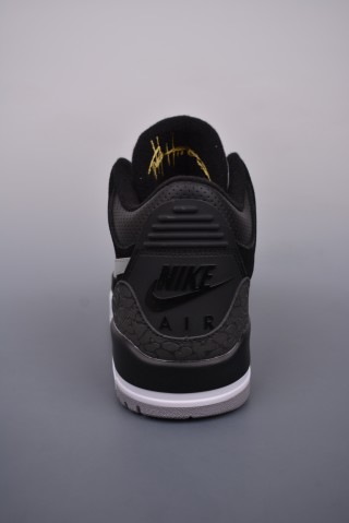 Air Jordan 3 Retro Low view 4