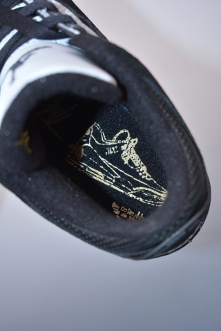 Air Jordan 3 Retro Low view 9