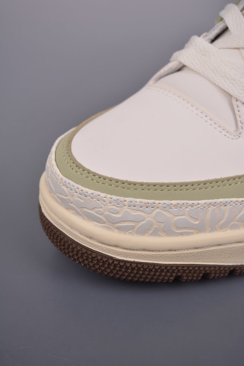Air Jordan 3 Retro Low view