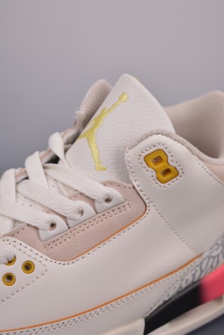 Air Jordan 3 Retro Low view 7