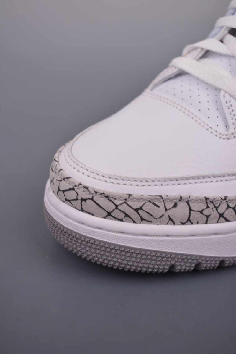 Air Jordan 3 Retro 'Lakers' view