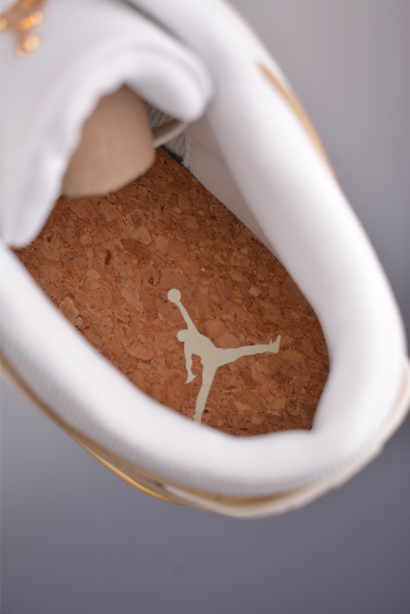 Air Jordan 3 Retro view