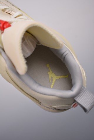 Jordan Spizike Low view 9