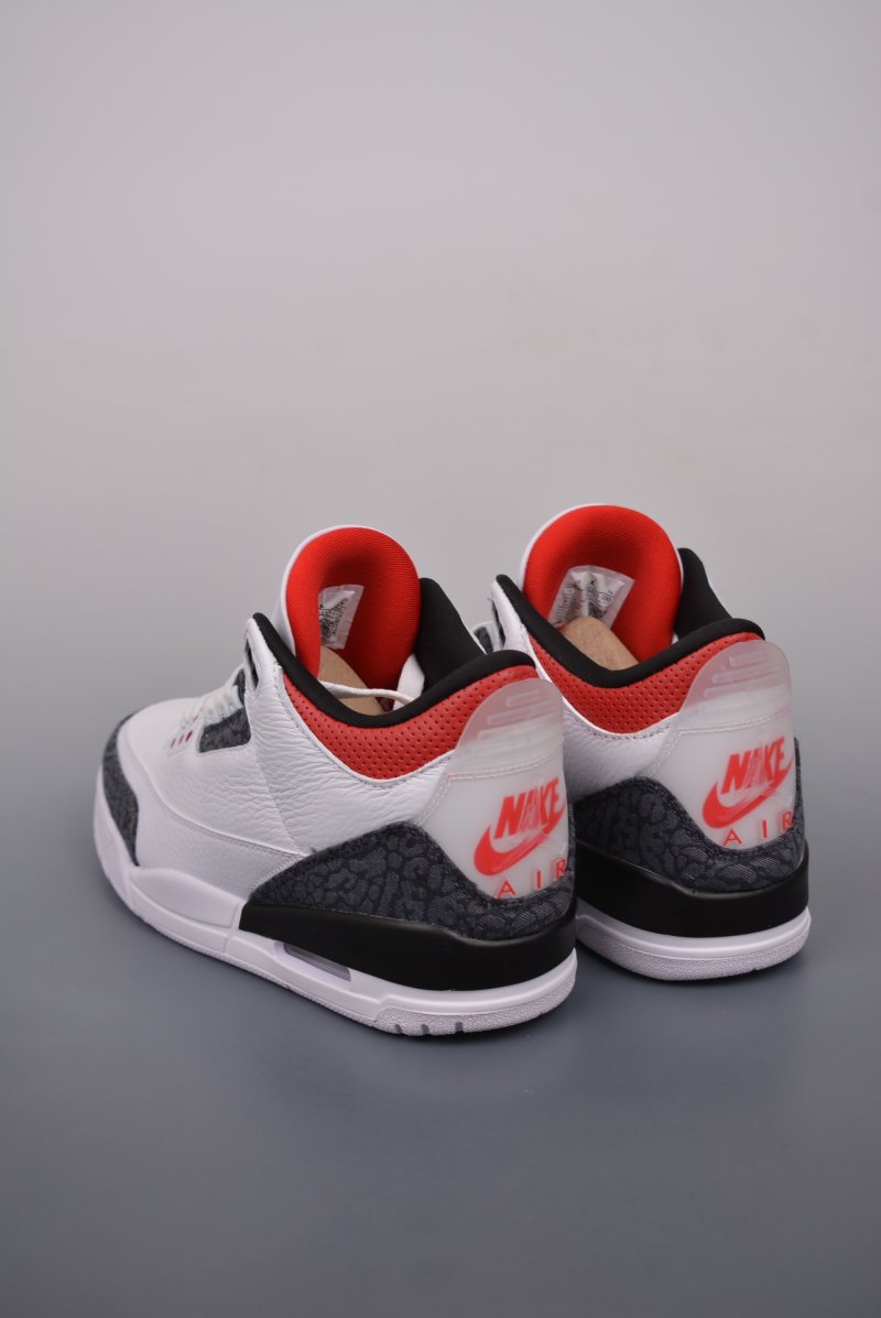 Air Jordan 3 view