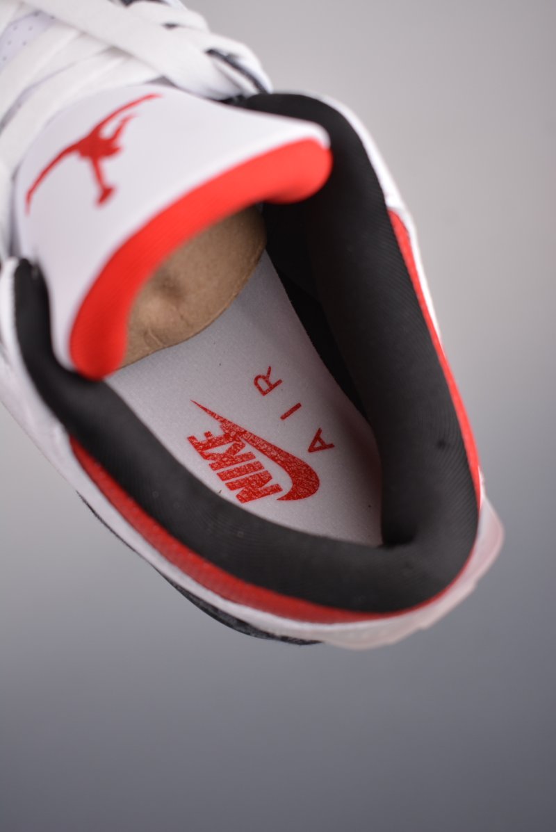 Air Jordan 3 view