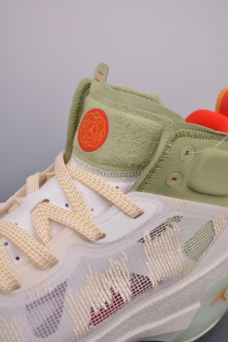 Air Jordan XXXVII PF view 7
