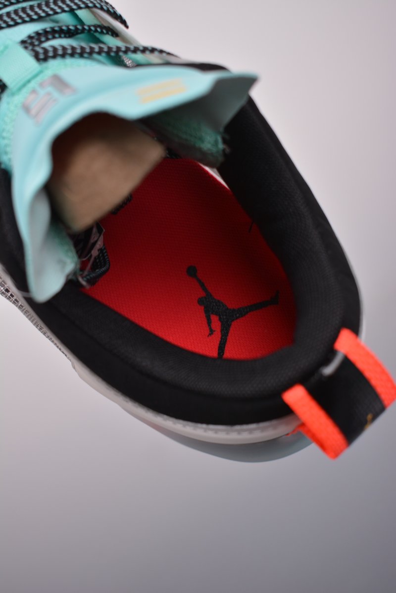 Air Jordan 37 PF view