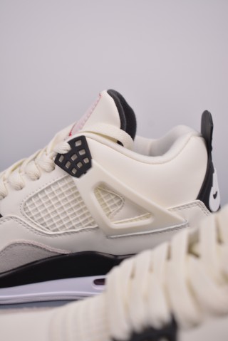 Air Jordan 4 view 8