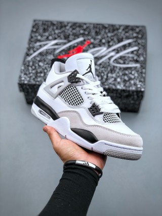 Air Jordan 4 'Military Black' view 1