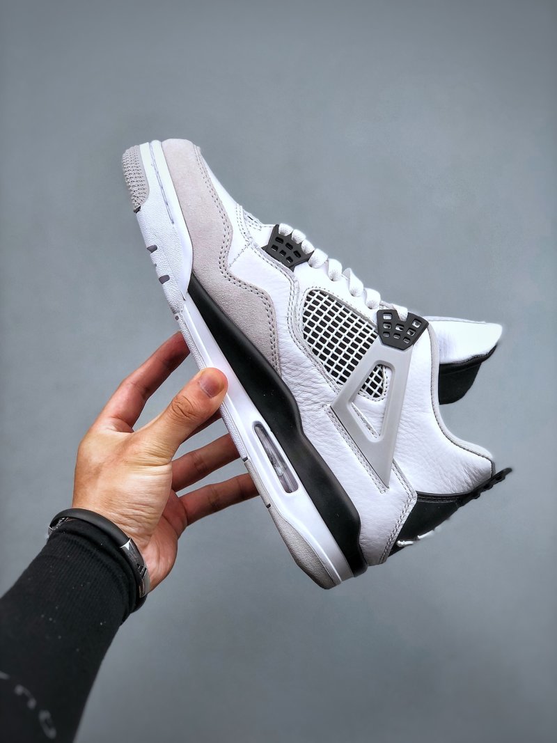Air Jordan 4 'Military Black' view