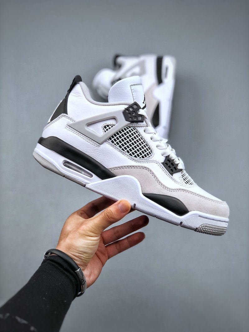 Air Jordan 4 'Military Black' view