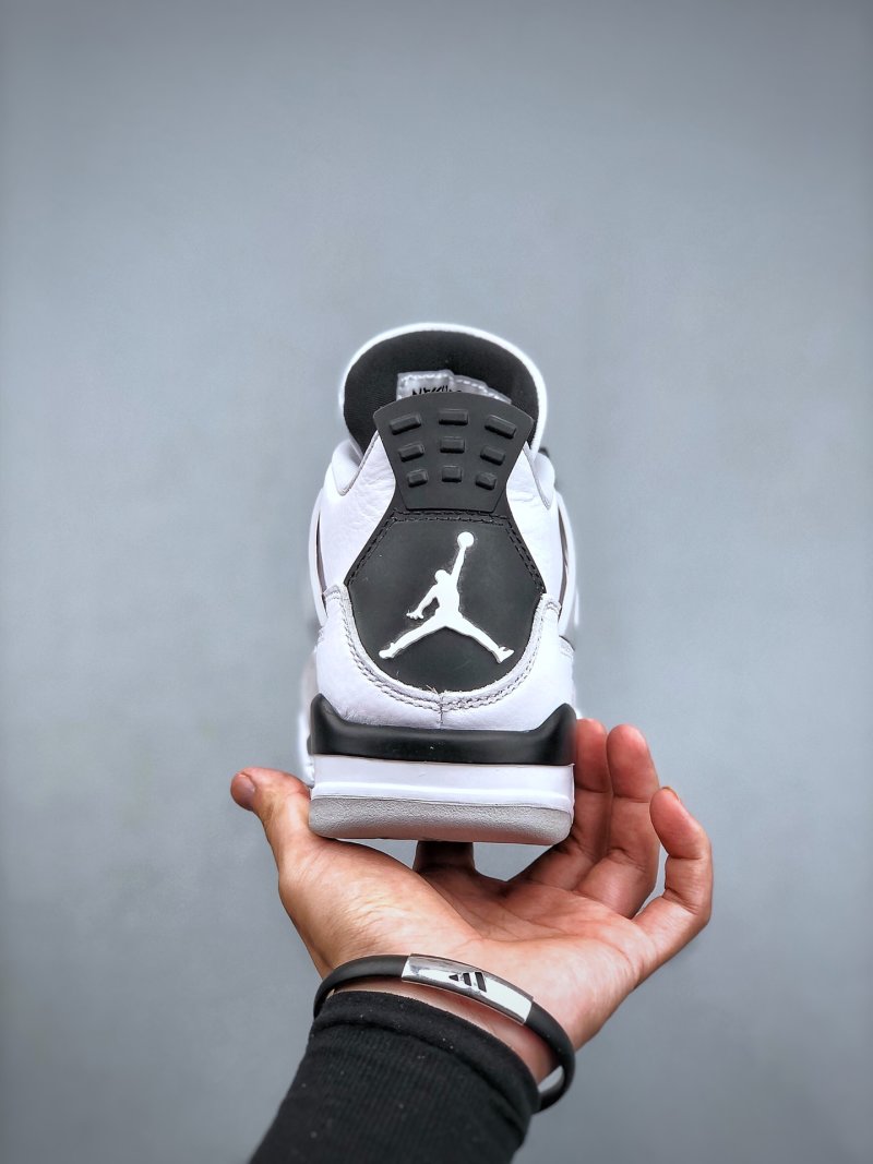 Air Jordan 4 'Military Black' view