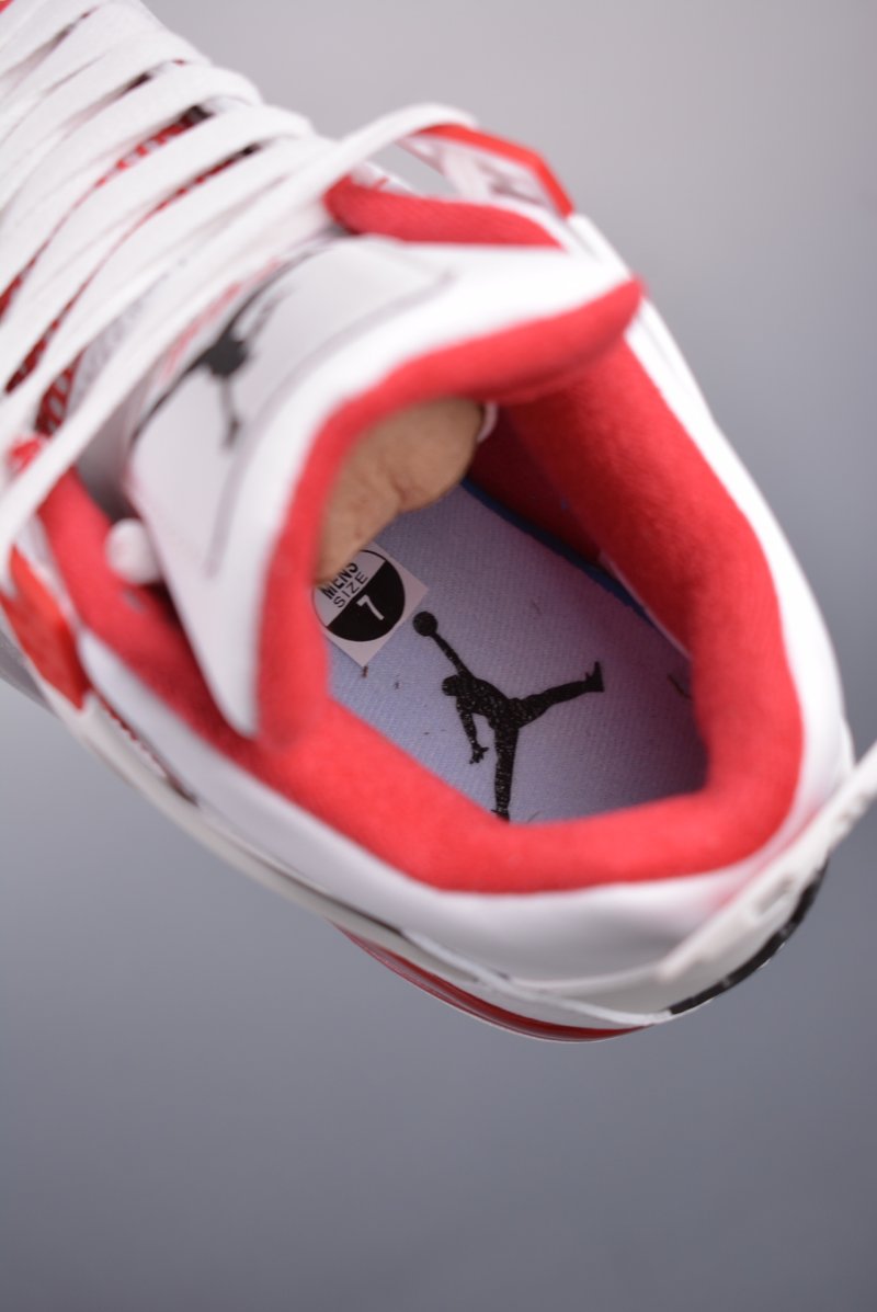 Air Jordan 4 Retro 'White / Red' view
