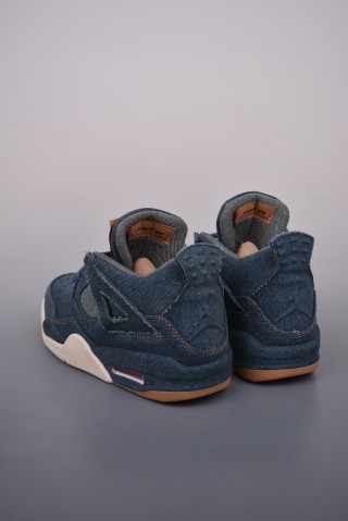 Air Jordan 4 Retro view 2
