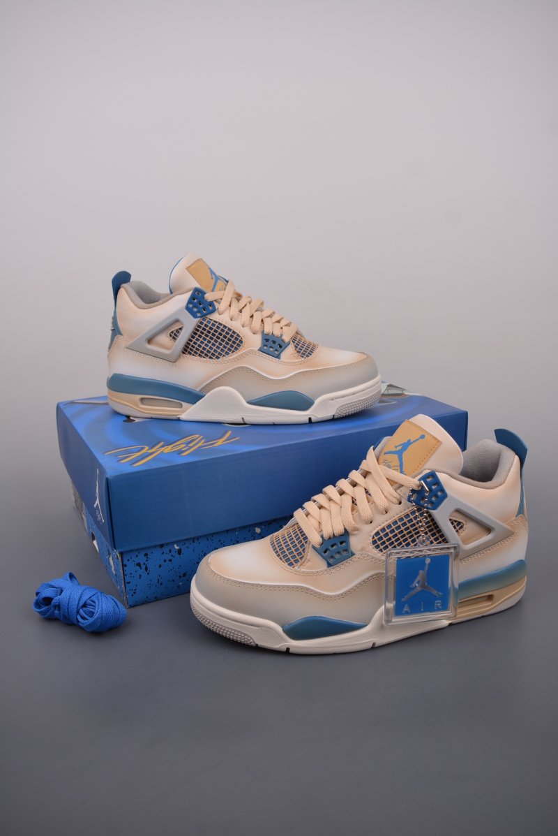Air Jordan 4 Retro view