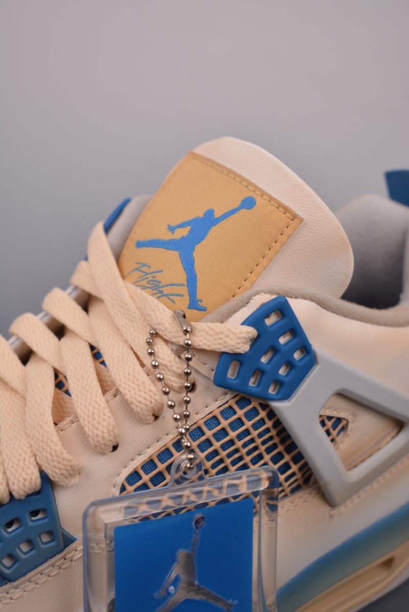 Air Jordan 4 Retro view