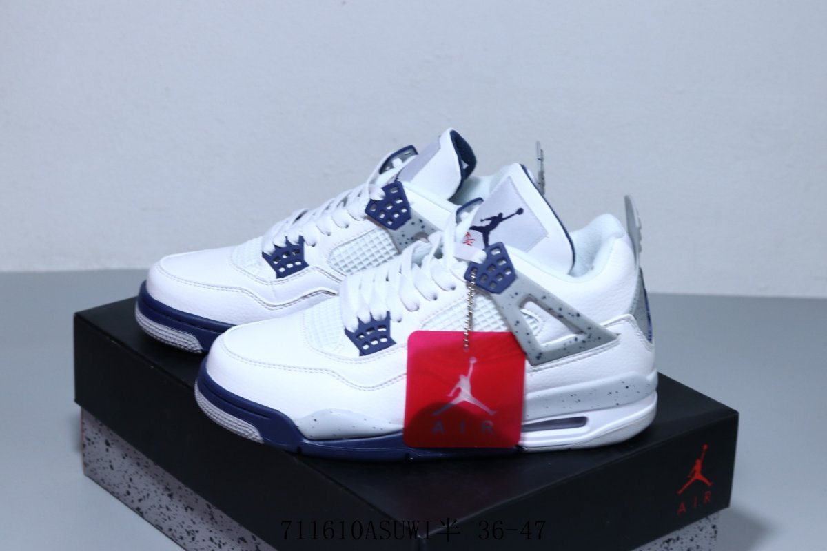 Air Jordan 4 Retro view