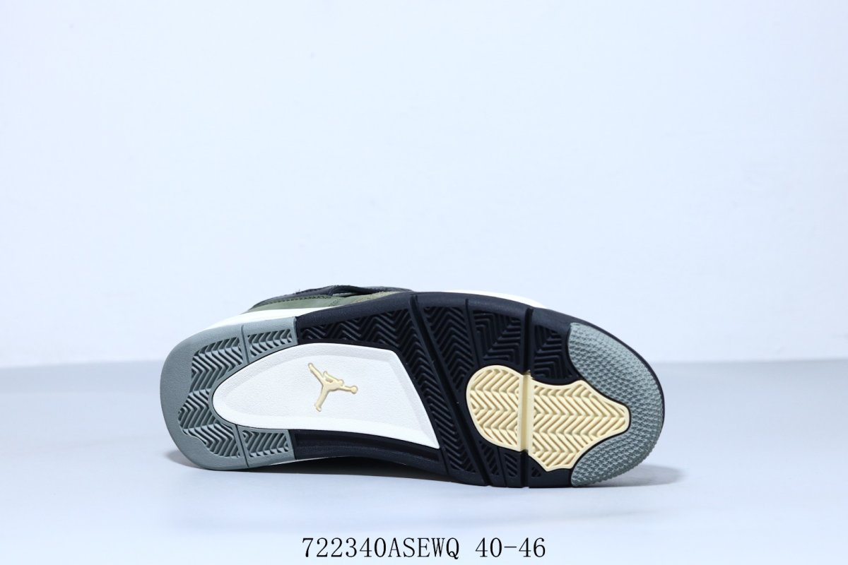 Air Jordan 4 Retro view