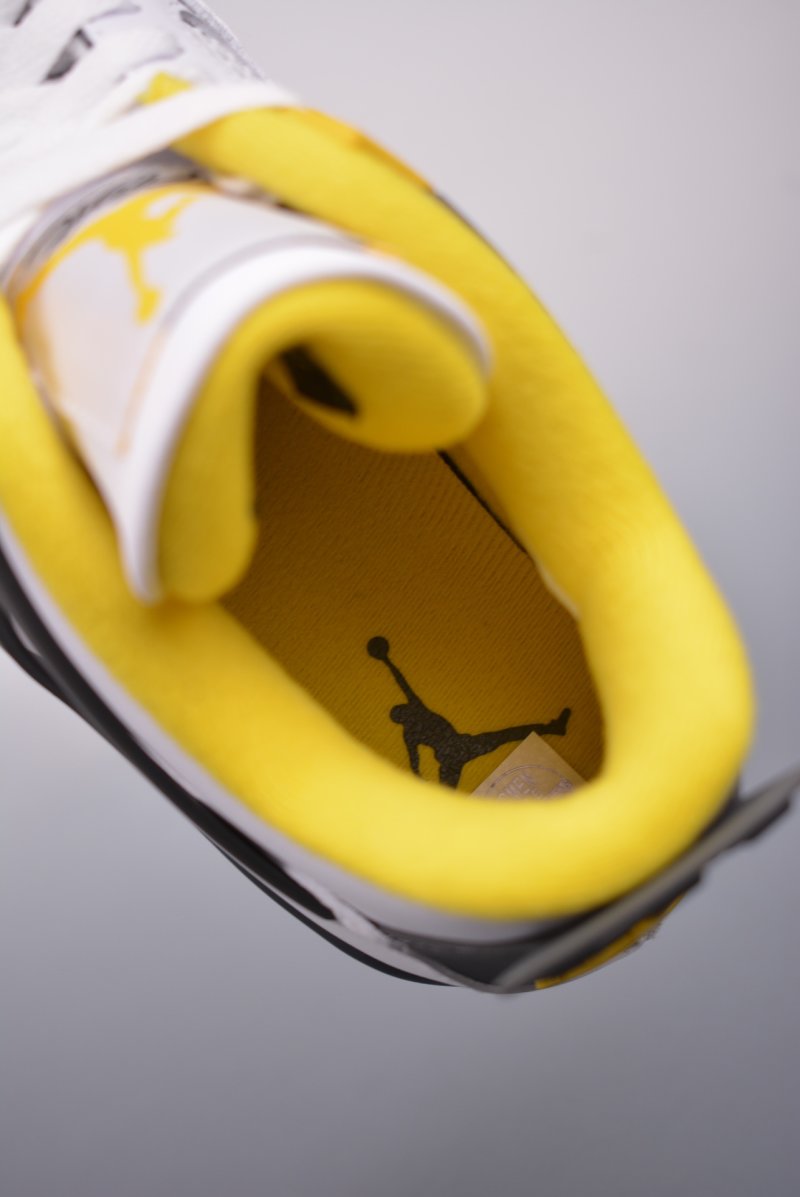 Air Jordan 4 Retro 'Black / White / Yellow' view