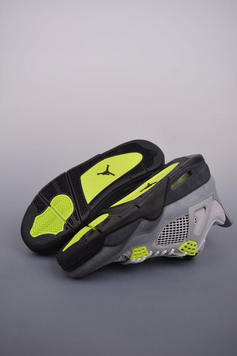 Air Jordan 4 Retro 'Grey / Green' view