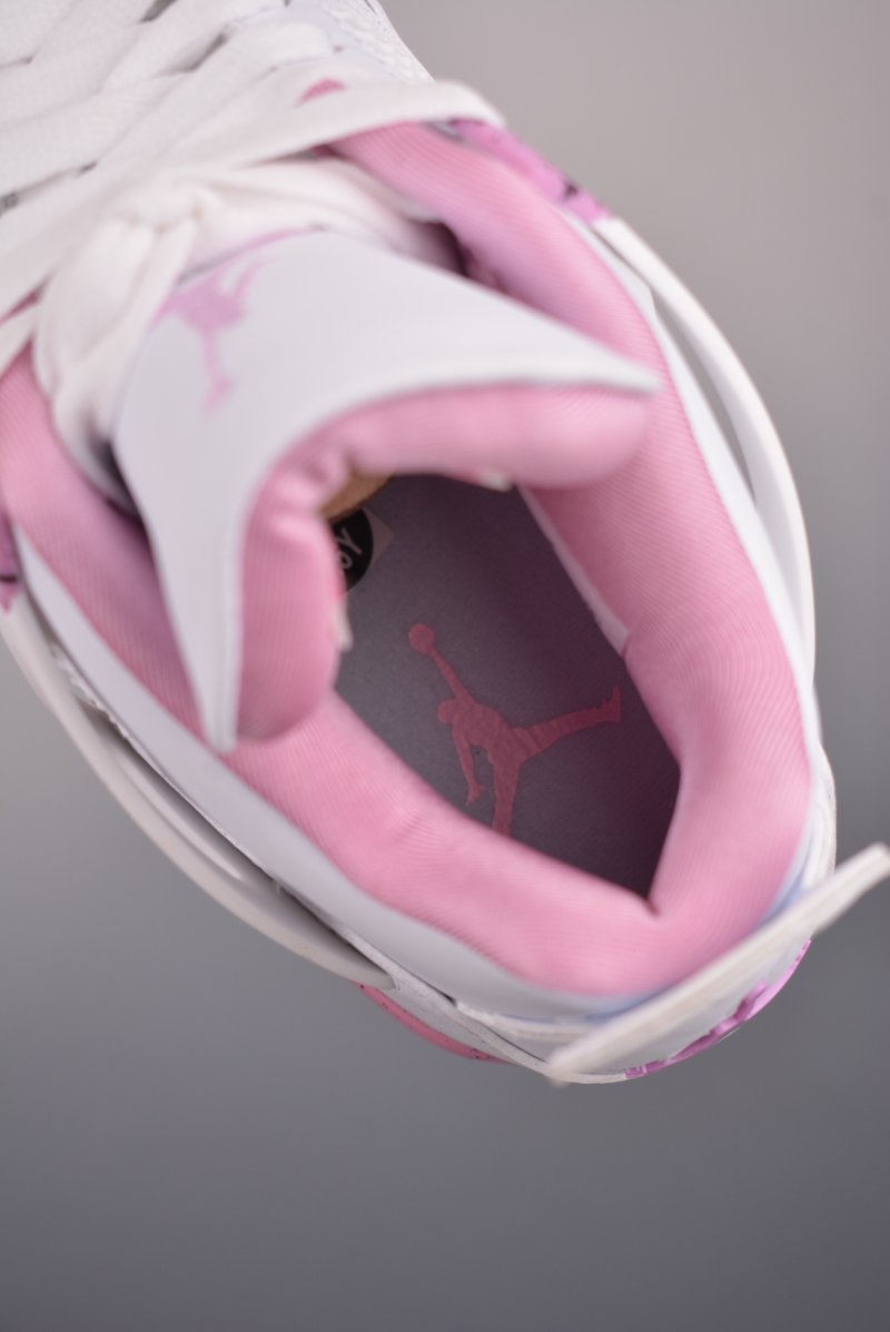 Air Jordan 4 Retro 'White / Pink' view