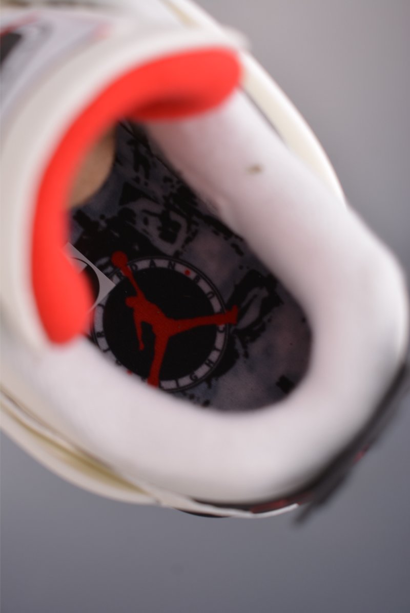 Air Jordan 4 Retro 'Black / White / Red' view