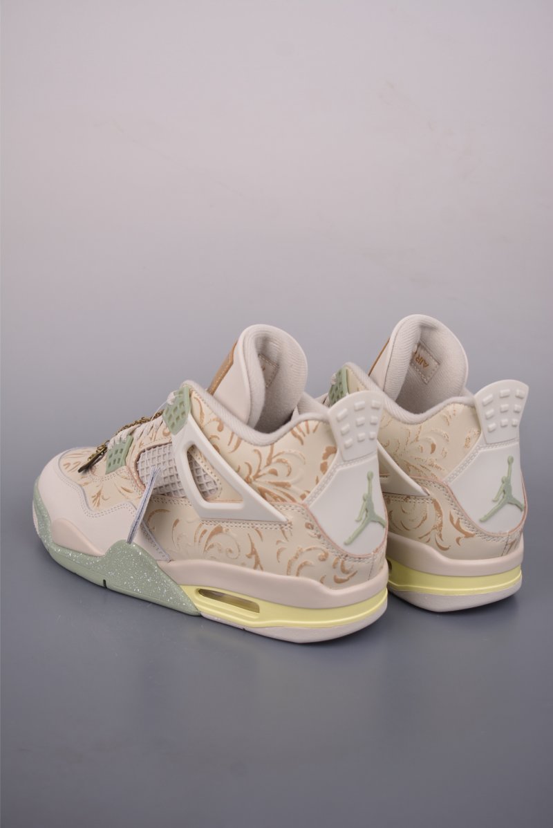 Air Jordan 4 Retro view