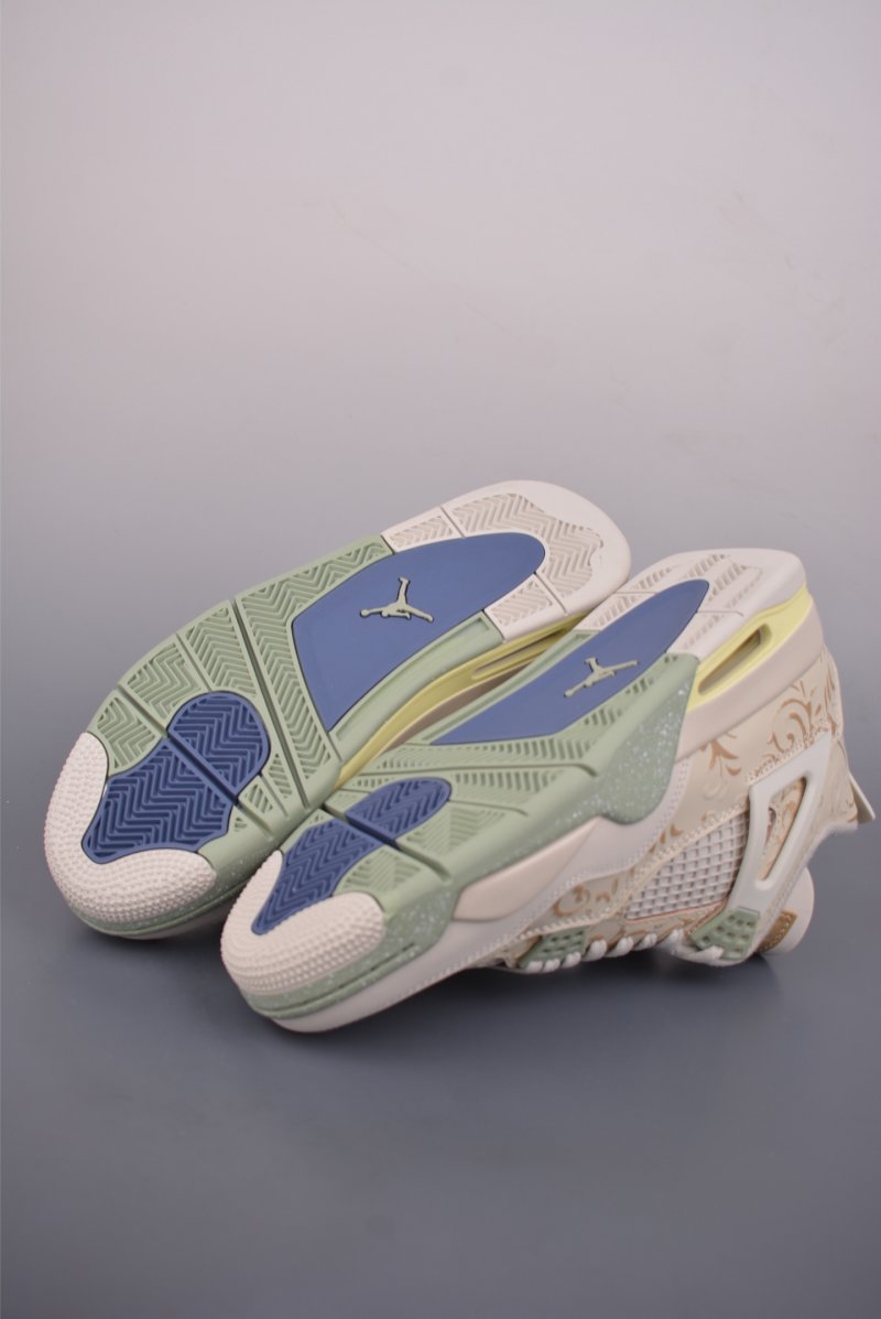 Air Jordan 4 Retro view