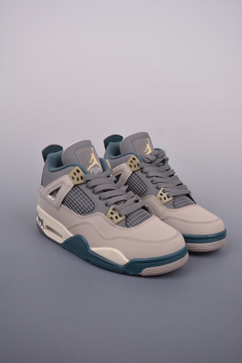 Air Jordan 4 Retro Low