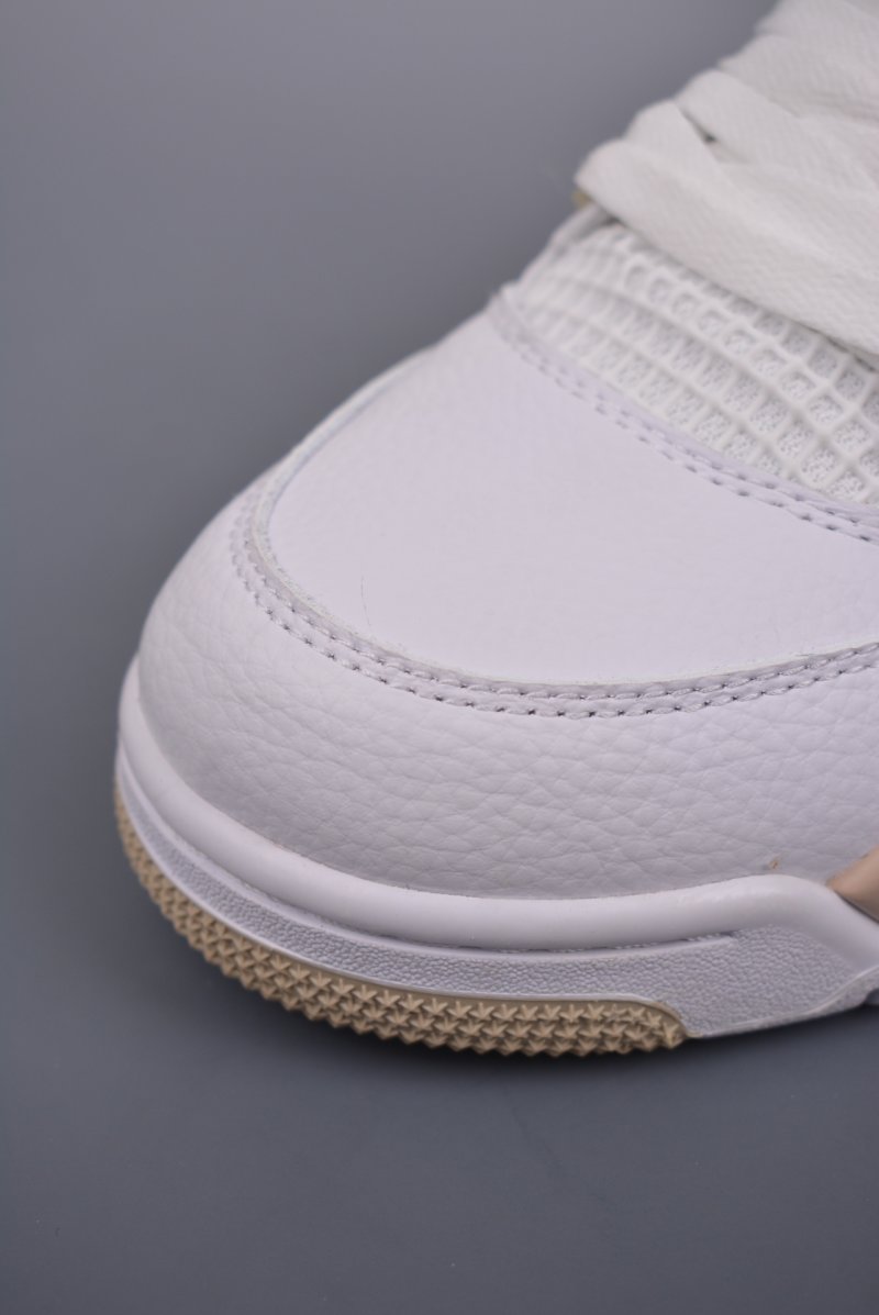 Air Jordan 4 Retro Low view