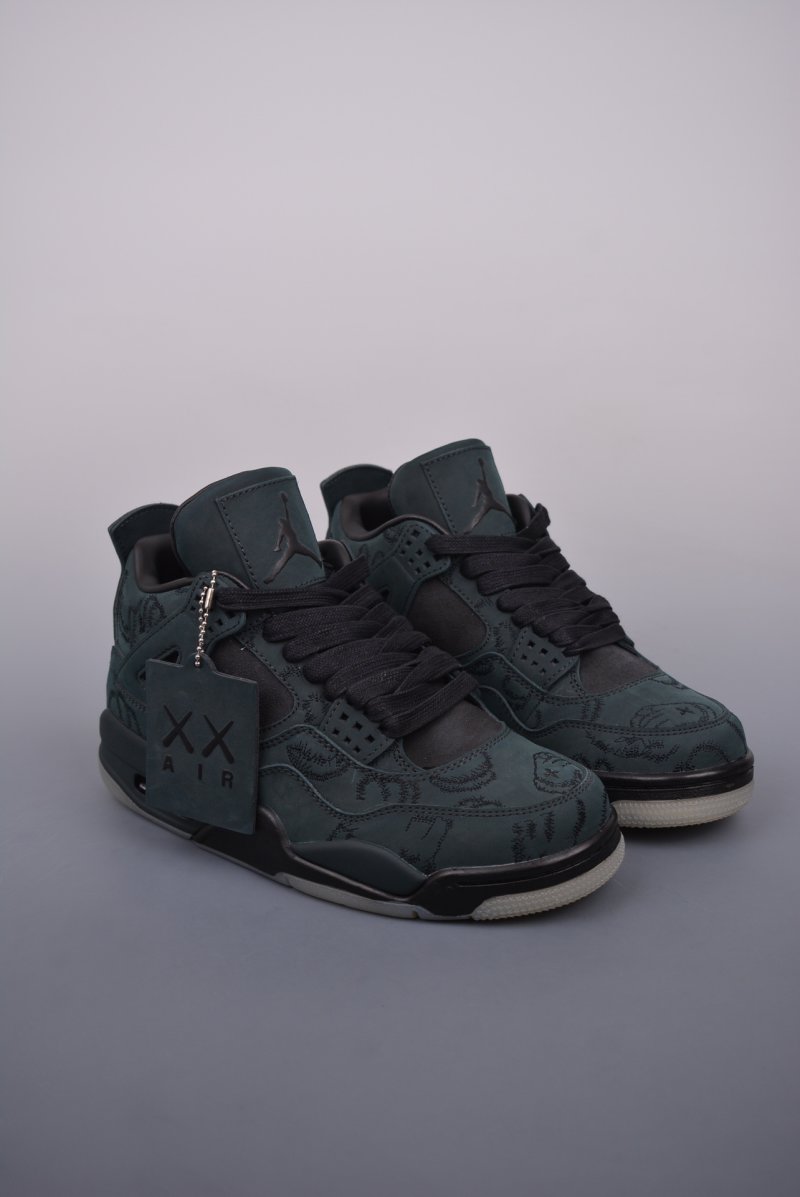 Air Jordan 4 Retro Low