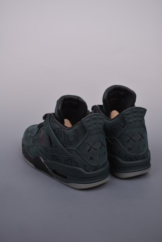 Air Jordan 4 Retro Low view 2