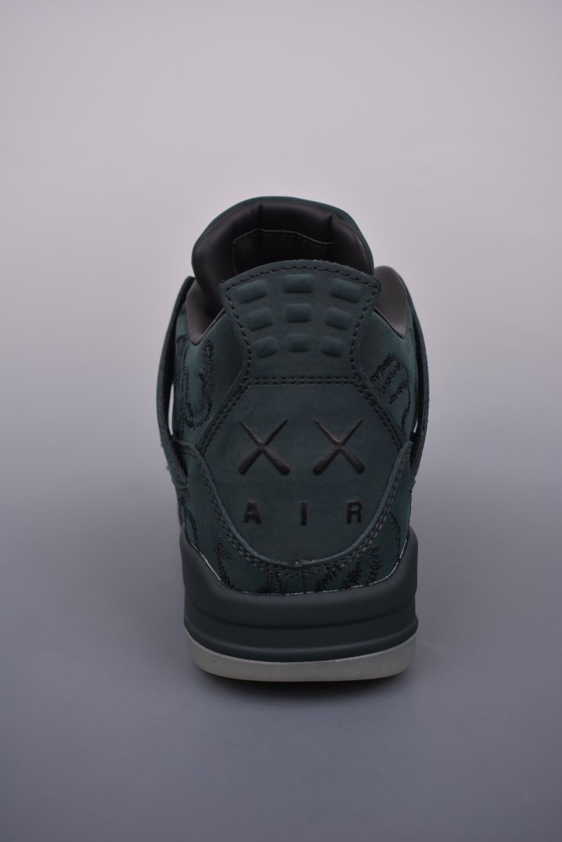 Air Jordan 4 Retro Low view