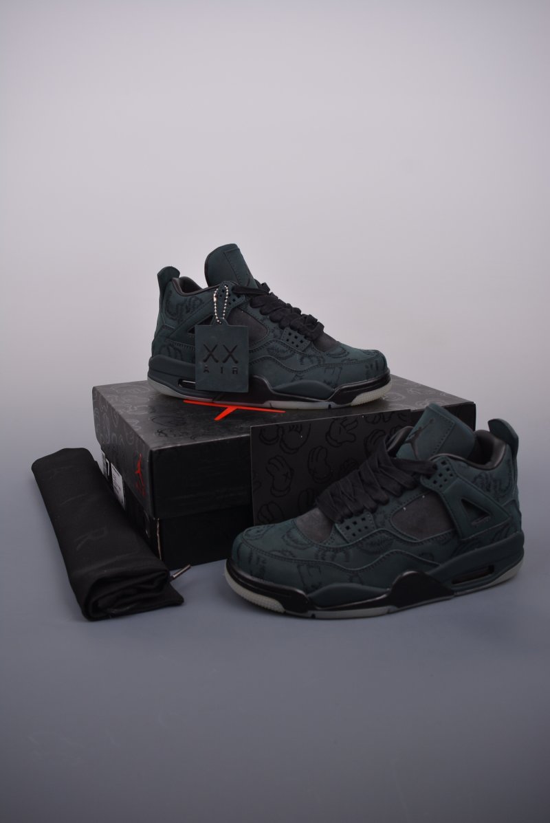 Air Jordan 4 Retro Low view