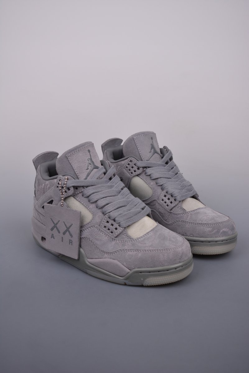 Air Jordan 4 Retro Low