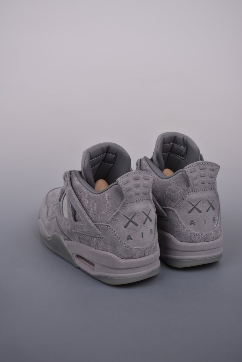Air Jordan 4 Retro Low view