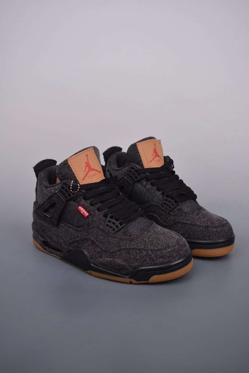 Air Jordan 4 Retro Low