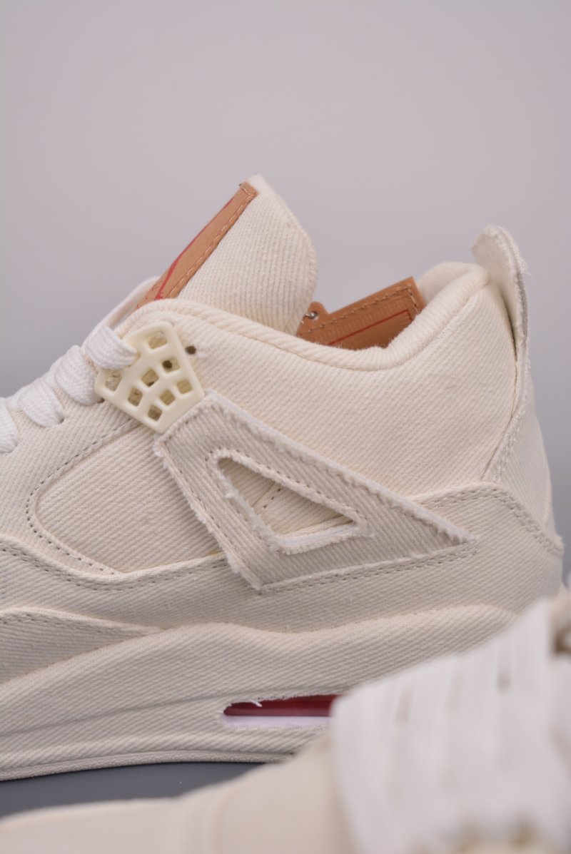 Air Jordan 4 Retro Low view