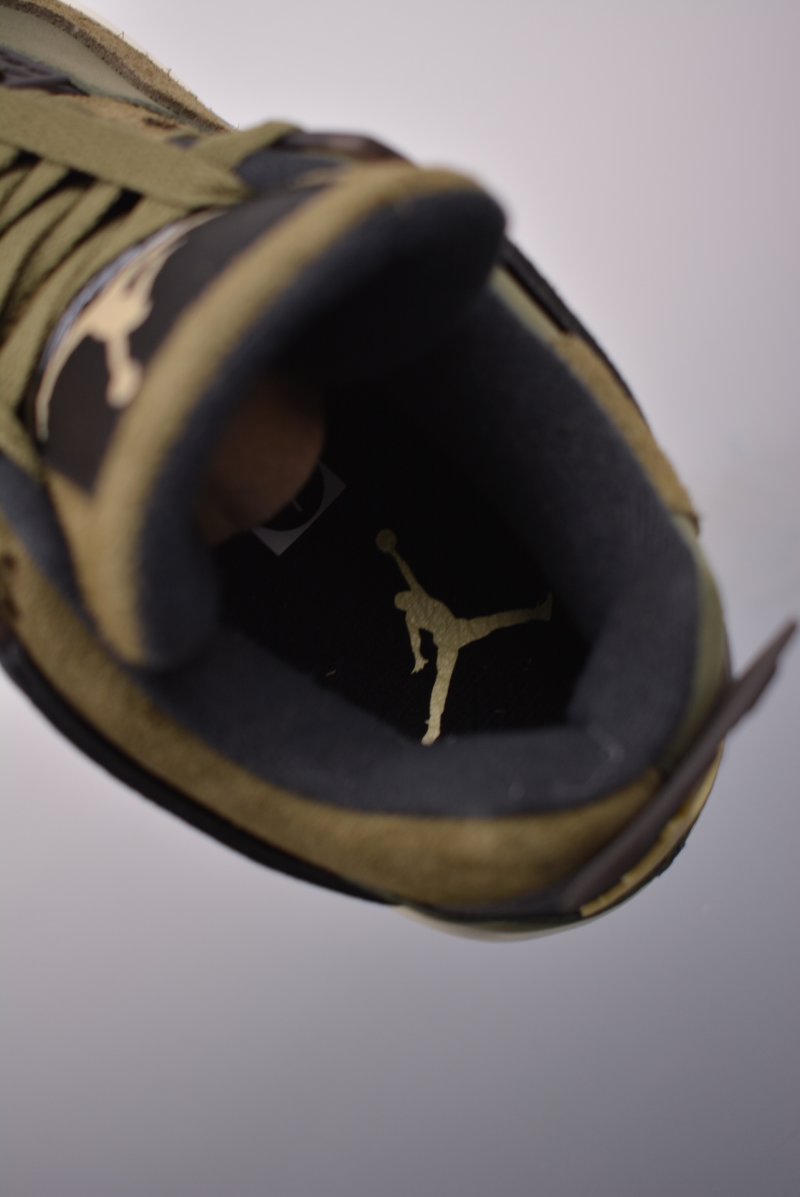 Air Jordan 4 Retro Low view