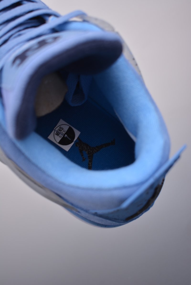Air Jordan 4 Retro Low view