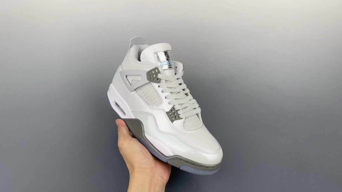 Air Jordan 4 Retro 'Photon Dust'