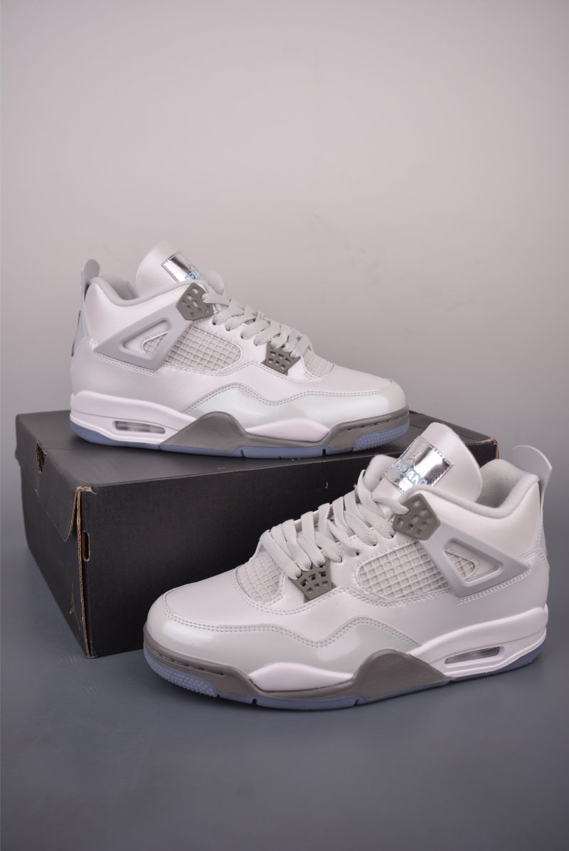 Air Jordan 4 Retro 'Photon Dust' view
