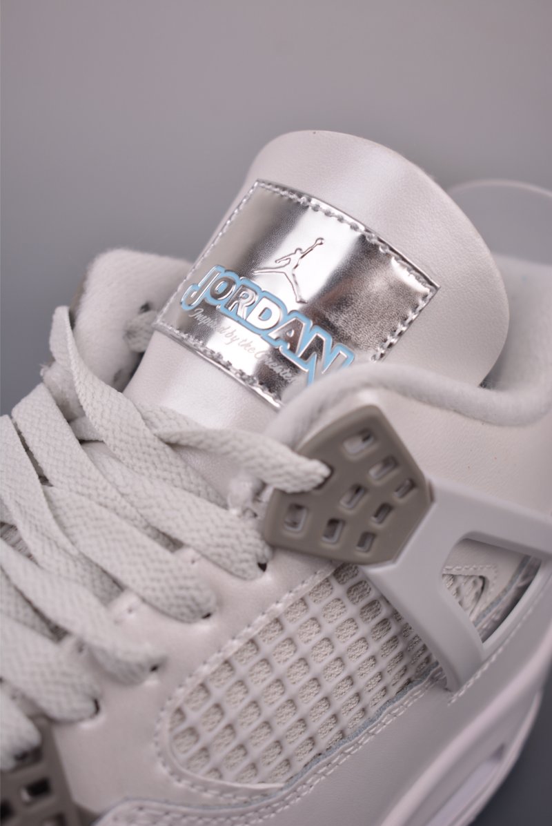 Air Jordan 4 Retro 'Photon Dust' view