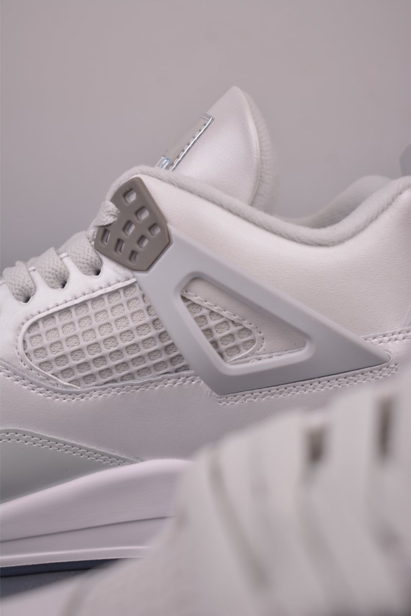 Air Jordan 4 Retro 'Photon Dust' view