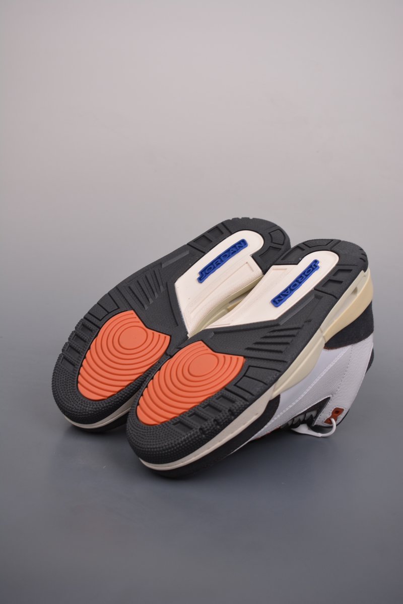 Air Jordan 4 Retro Quai 54 view