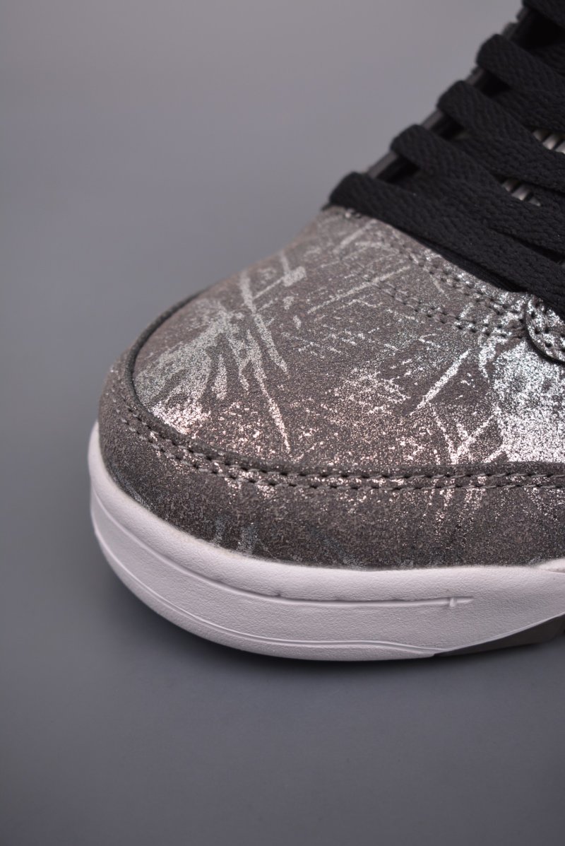 Air Jordan 5 Low 'Grey / Silver' view