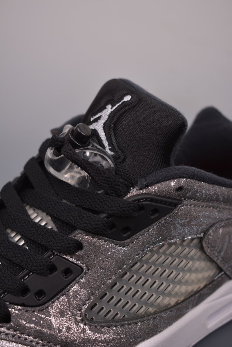 Air Jordan 5 Low 'Grey / Silver' view