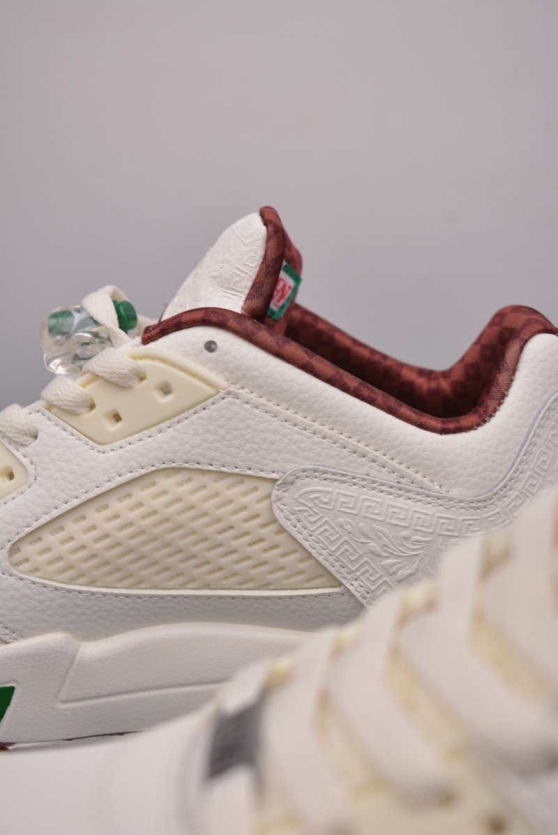 Air Jordan 5 Low 'El Grito' view